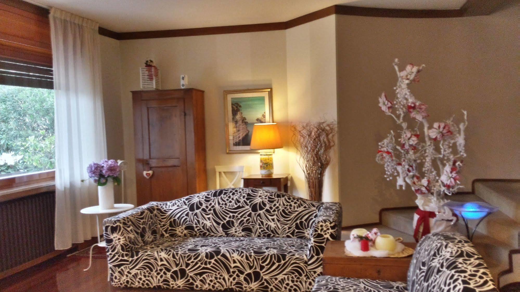 B&B Villa Bianca Sona Kültér fotó